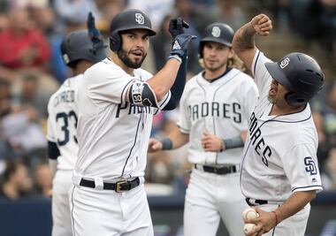 Padres derrota a Dodgers en Monterrey