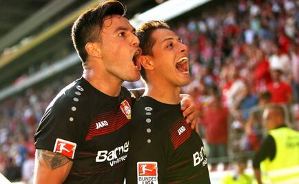 'Chicharito' saca la casta y lleva al Leverkusen al triunfo