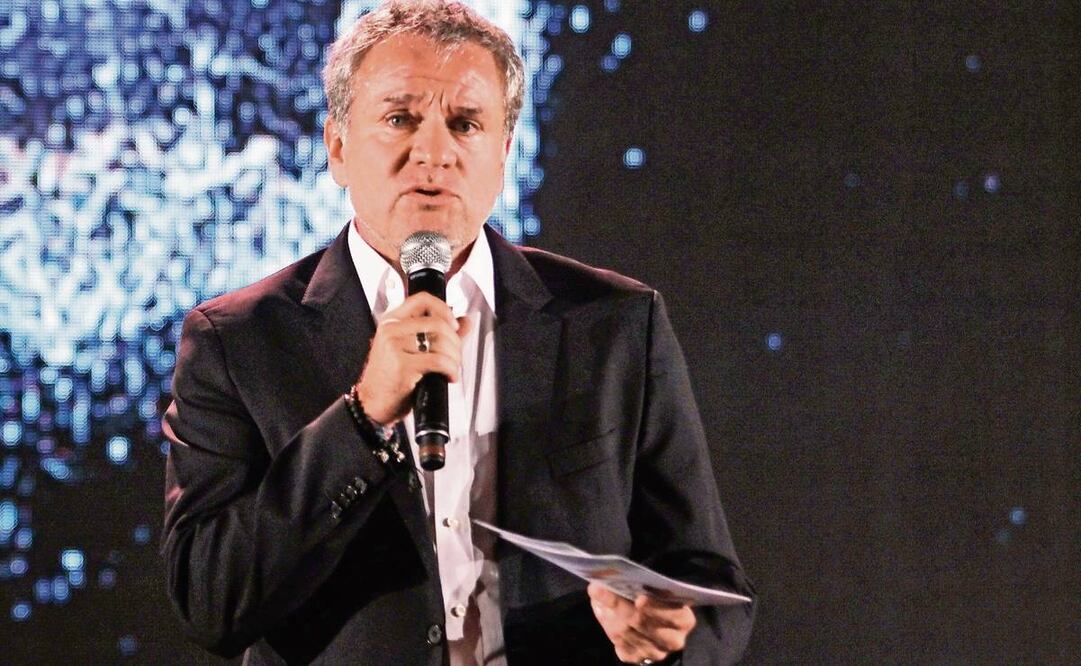 El productor de Televisa tiene síntomas leves.