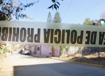 Aseguran camioneta con rifles, chalecos tácticos y más de mil cartuchos en Sinaloa