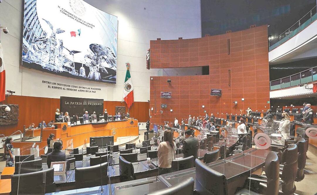 La sesión de la Comisión Permanente del Congreso de la Unión fue una guerra de reclamos entre la 4T y la oposición. Foto. Especial. 
