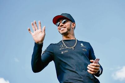 Hamilton busca rebase sobre Vettel