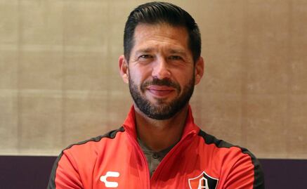 Benjamín Mora lanza duro mensaje a los técnicos mexicanos: No hay que victimizarse