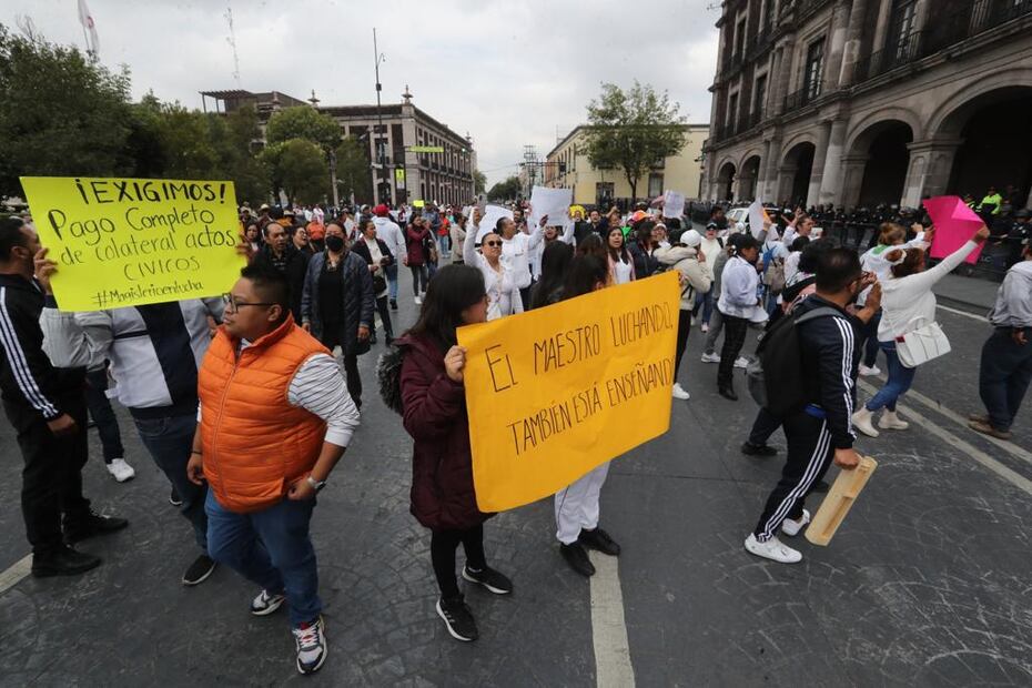 integrantes del Sindicato de Maestros al Servicio del Estado de México FOTO: Jorge Alvarado/ EL UNIVERSAL/