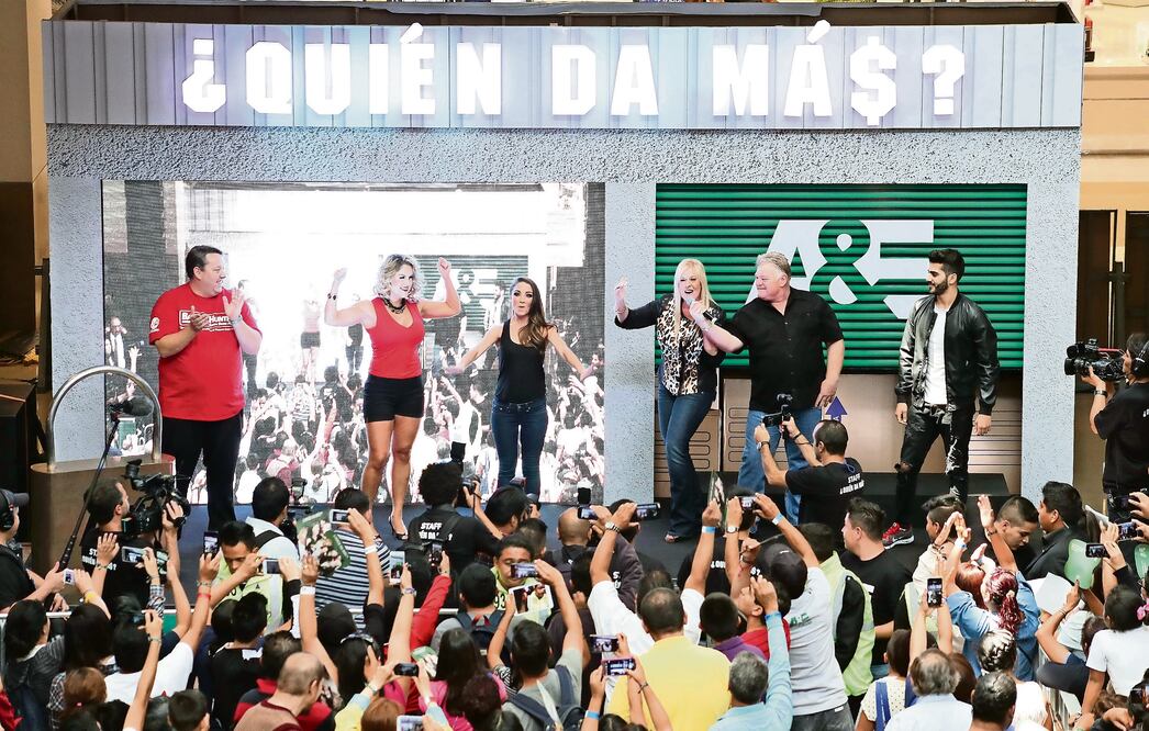 Mil 200 personas se registraron para convivir en Forum Buenavista con los chicos (ARIEL OJEDA. EL UNIVERSAL)