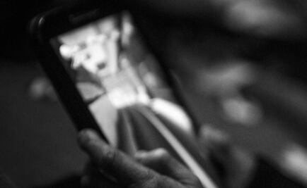 A niño le quitan celular; se mata