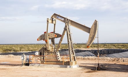Petróleo de Texas se dispara un 4.38 %, hasta en 92.03 dólares