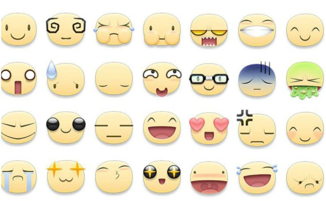 Para poder utilizar los stickers en una conversación, solamente necesitamos utilizar el nuevo botón en forma de corazón que aparece en la barra de chat