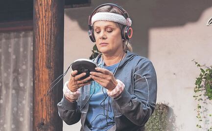 Erika Buenfil sube a la bici y se reinventa