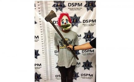 Creepy clown carrying an ax arrested in Mexico