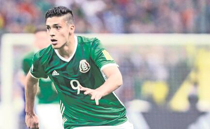 Raúl Jiménez quiere lucir en la Copa de Rusia 2017