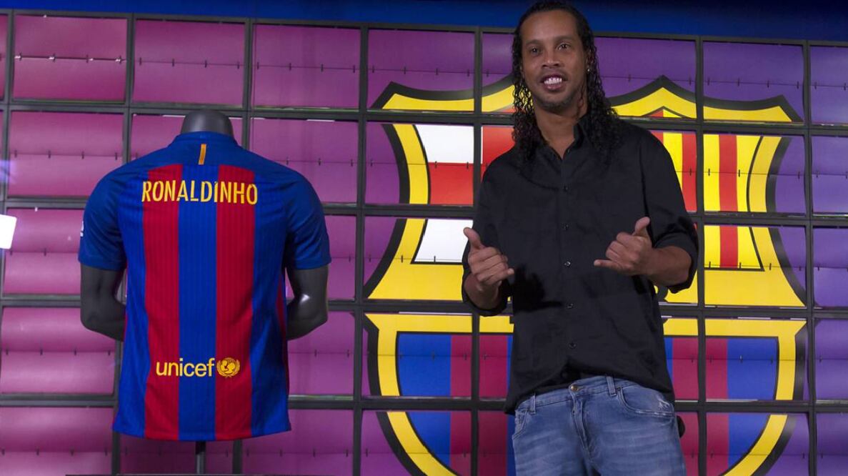 Twitter. Ronaldinho logró marcar 94 goles con la camiseta blaugrana