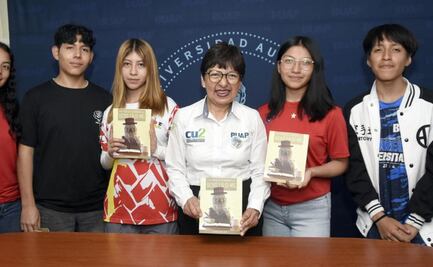 Rectora de la BUAP presentan su libro "Otra vez a las andadas, Bichos y Algo Más"; es de divulgación científica y microbiología
