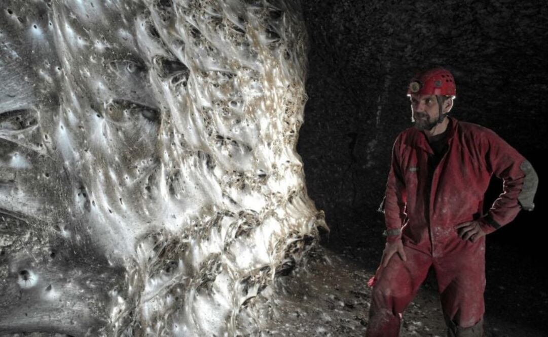 Un grupo de investigadores encontró la telaraña más grande del mundo en una cueva entre la frontera de Albania y Grecia. Foto: EFE