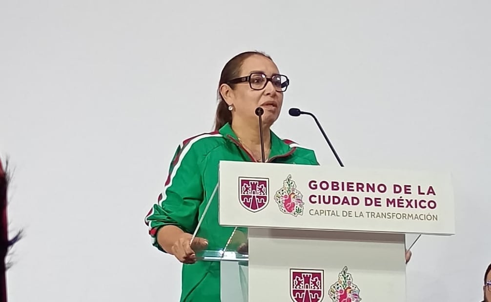 La alcaldesa precisó que serán habilitados 10 espacios públicos para que la población disfrute del partido de México contra Inglaterra. Foto: Especial.