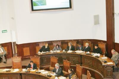 Diputados de Coahuila cobran por evento 