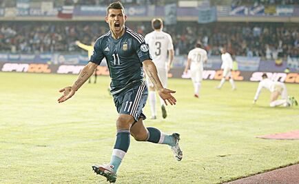 "Kun" Agüero quita el filo a la "garra charrúa"