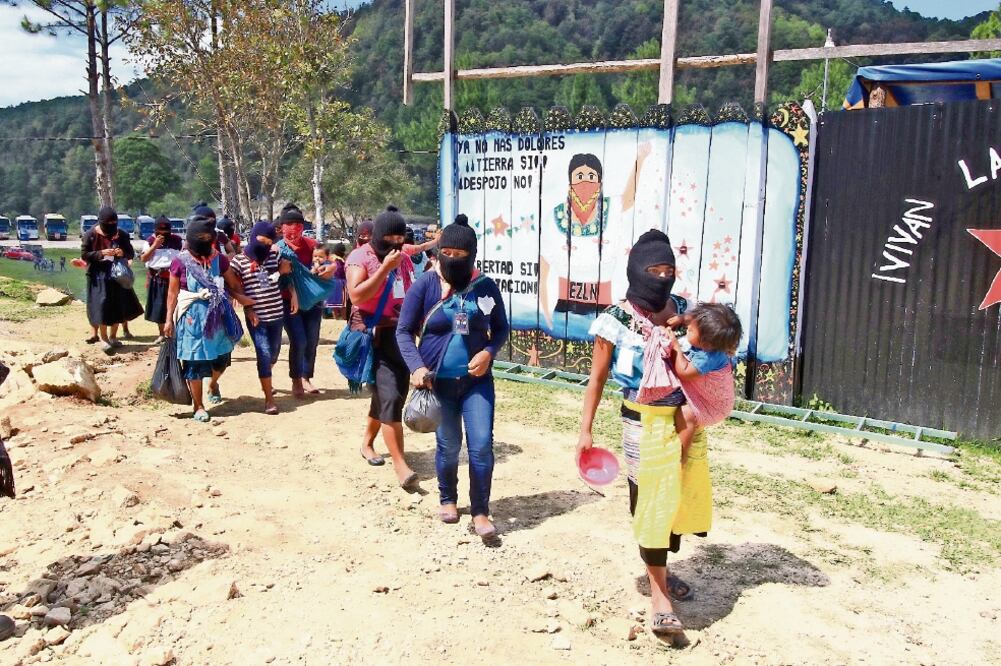 Procedentes de Nicaragua, Francia, España, Finlandia y EU, entre otros países, también participaron en diversos talleres, como pintura, de género y yoga. (FREDY MARTÍN. EL UNIVERSAL)