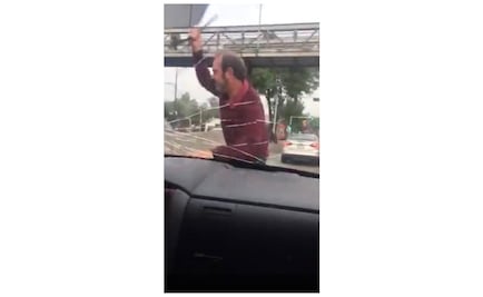 PGJ indaga caso de hombre captado rompiendo parabrisas en video de 2018