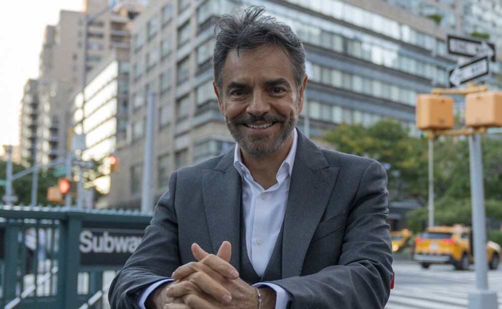 El actor mexicano Eugenio Derbez en Nueva York; estrena este viernes "Y llegaron de noche", una serie en español para toda la familia con la que promete risas. Foto: EFE.