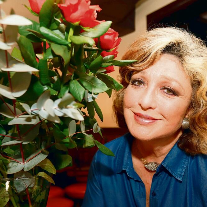 Su deseo para hoy, expresa La novia de México, es “estar con mi familia”. ARCHIVO EL UNIVERSAL