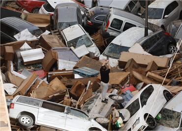 SRE pide a mexicanos en Valencia a seguir indicaciones ante inundaciones; van más de 90 muertos