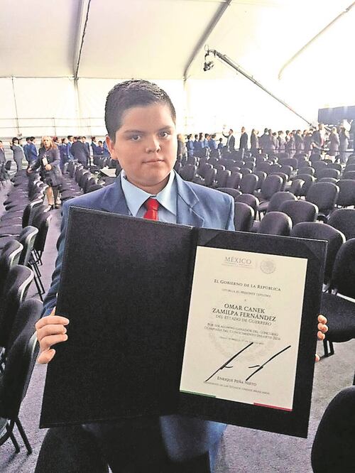 “Me siento muy decepcionado de mucha gente que ve por sus propios intereses y no ve por el bien común, el de todo México”, Omar Canek Zamilpa Fernández, Estudiante de Iguala, Guerrero (PRESIDENCIA)