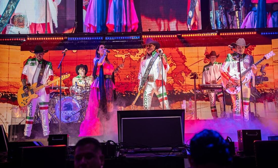 La banda regaló una noche inolvidable a las 15 mil personas que asistieron a su concierto en la Arena CDMX. Foto: Instagram.