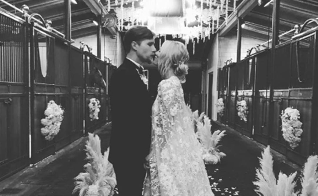 Kaley Cuoco junto a Karl Cook Foto: Instagram