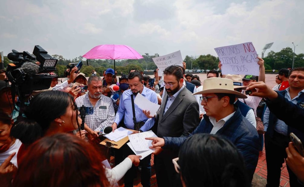 Aspirantes que aplicaron en línea el examen de admisición a la Universidad Nacional Autónoma de México (UNAM), se manifestaron en Ciudad Universitaria (CU) contra la repetición presencial de dicha prueba. Foto: Diego Simón Sánchez / EL UNIVERSAL