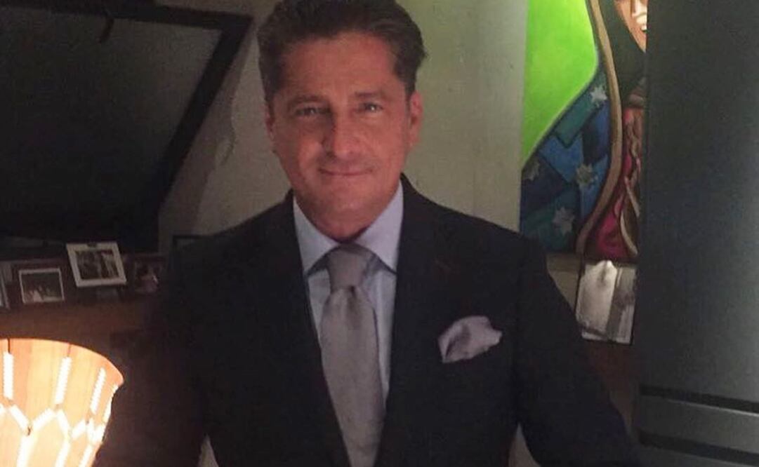 El hermano de Luis Miguel pidió respeto para la memoria de su madre, quien se encuentra desparecida desde hace más de tres décadas. Foto: Instagram.