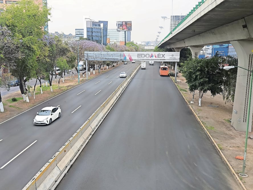 A 20 días de la entrega de Periférico Norte, se observa una carpeta asfáltica más uniforme. Foto: Gisela González Granados 
