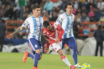 Pachuca le hace bien al tiburonero 
