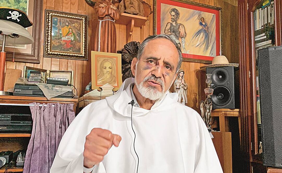 Sacerdote Mateo Calvillo Paz. Foto: Carlos Arrieta/ EL UNIVERSAL.