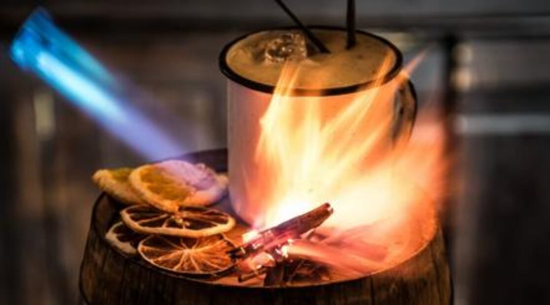 Fifty Mils, el 'gastrobar' que te pondrá en la cima del mundo