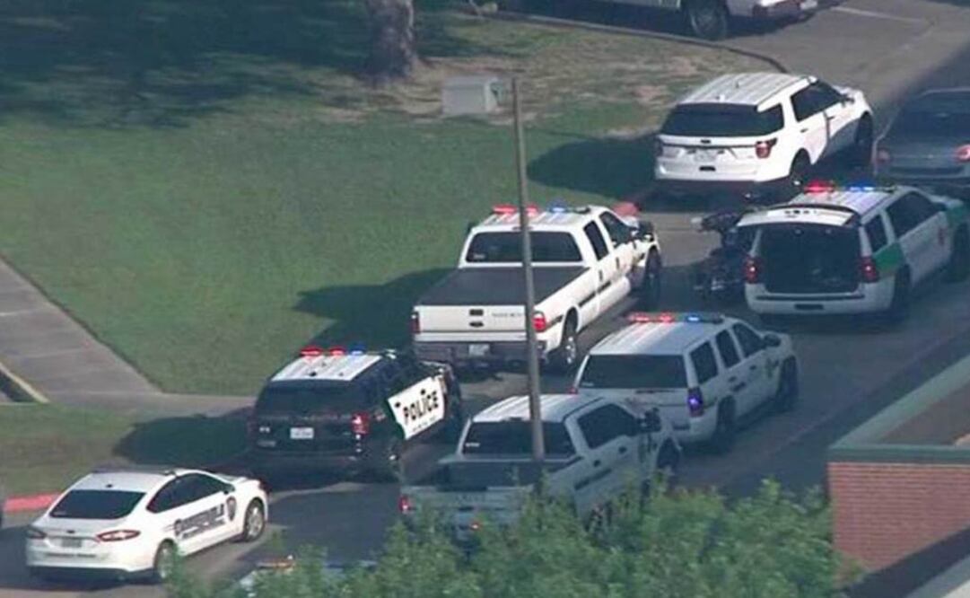 Policía de Filadelfia reporta 6 agentes baleados tras tiroteo