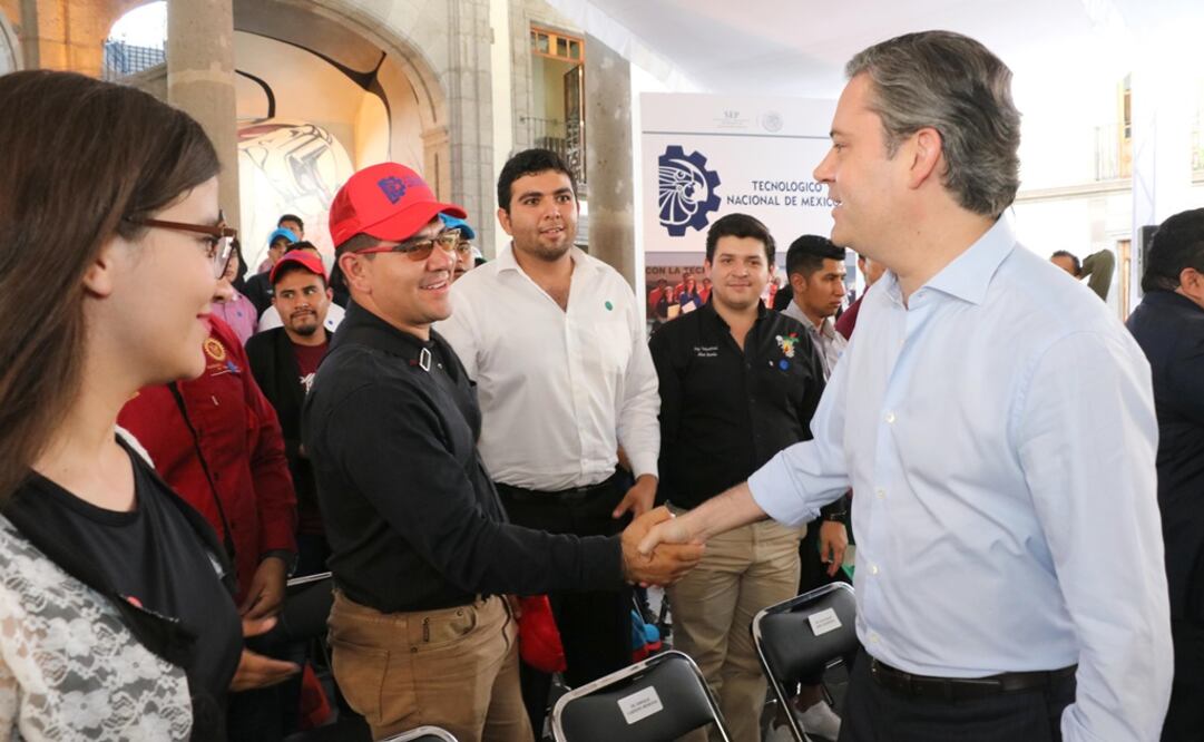 El secretario encabezó un encuentro con estudiantes del Tecnológico Nacional de México. /Especial