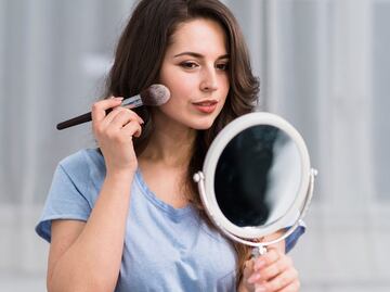 Tips para maquillarte si tienes acné
