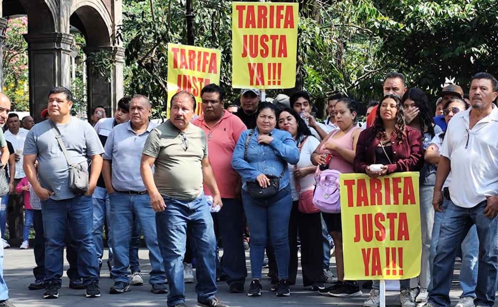 Gobierno de Morelos y concesionarios acuerdan aumento en tarifa mínima del transporte público; costará 13 pesos.
Foto: Justino Miranda/ EL UNIVERSAL