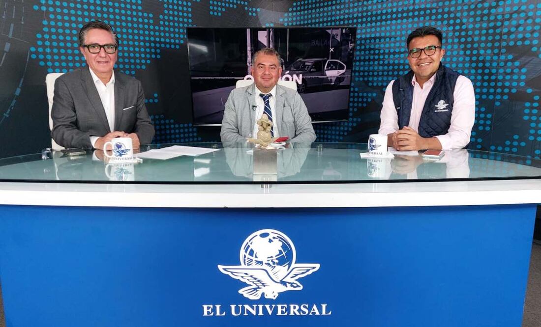 Manuel Espino y Horacio Jiménez dialogan con David Aponte en Con los de Casa. Foto: Julio Suárez/ EL UNIVERSAL