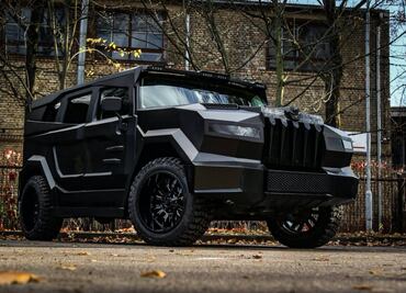 El material más exotico encontrado en las vestiduras de un auto