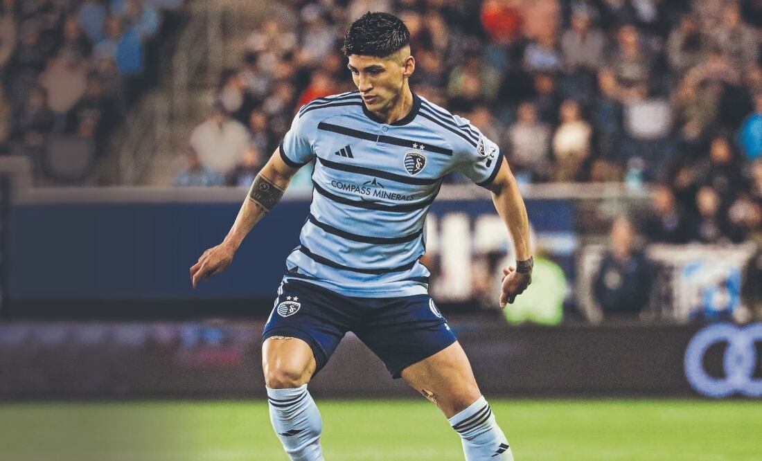 Alan Pulido
Delantero mexicano
“Emociona jugar un Mundial en casa. Sería emotivo, por estar con tu gente y afición. Ojalá que pueda estar ahí”, Foto: Sporting Kansas City