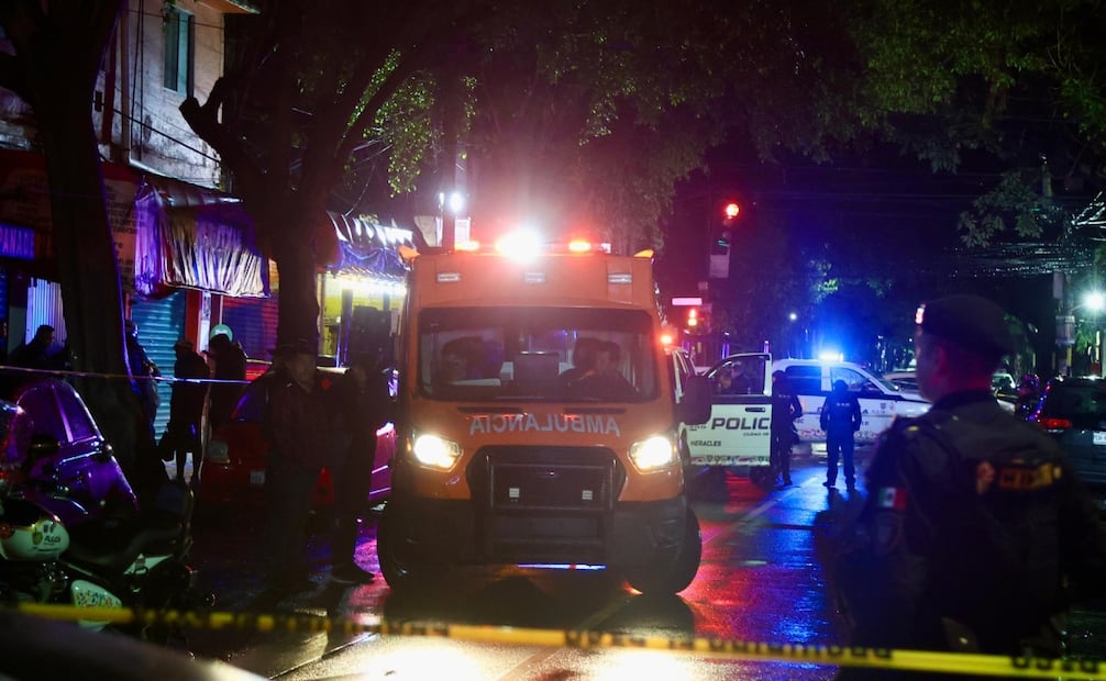 La madrugada de este 9 de septiembre, fue asesinado un hombre frente a la panadería "Ale y Fer" ubicada en colonia Popotla. Foto: Valente Rosas / EL UNIVERSAL