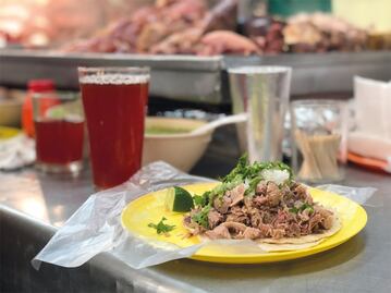 Conoce "Carnitas Paty" en el Mercado de Jamaica