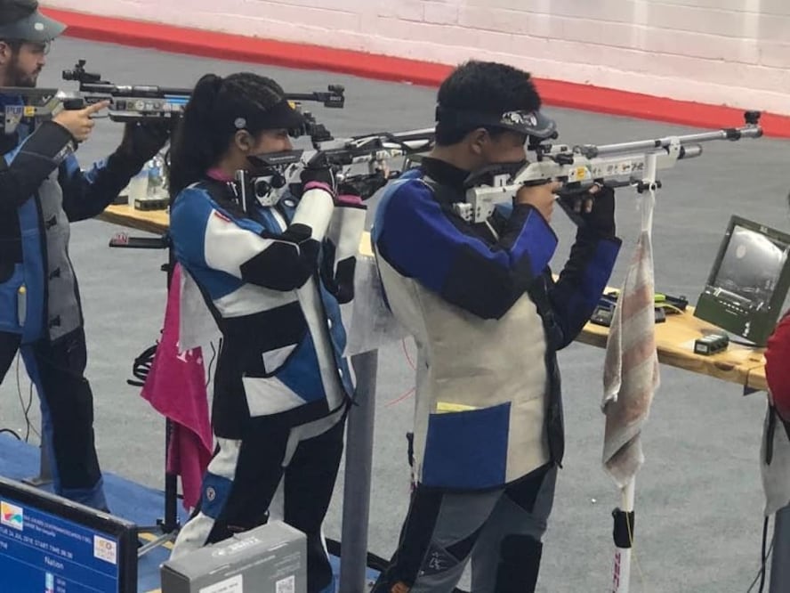 Edson Ramírez y Gabriela Martínez sumaron 488.1 puntos. Foto: @CONADE