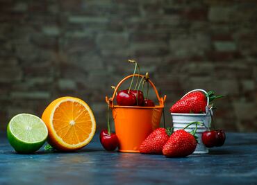 Qué pasa si comes fruta en la noche