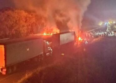 Pobladores cierran carreteras del sur de Veracruz por conflicto de límites territoriales
