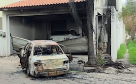 Queman auto robado frente a vivienda habitada en Culiacán; no se reportan personas lesionadas