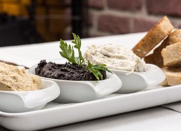 3 dips sencillos y baratos para el Super Bowl