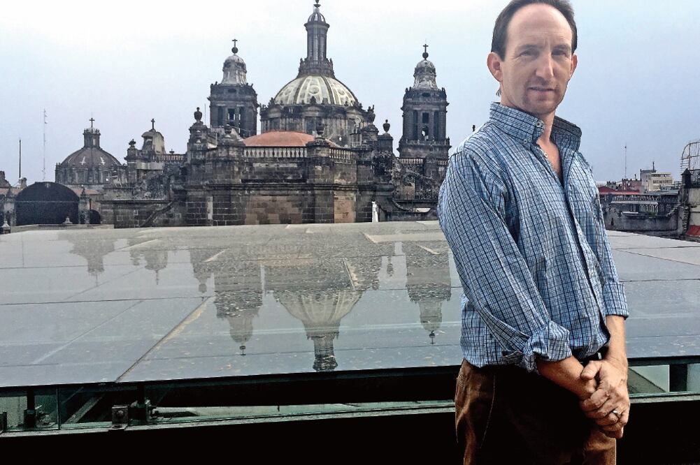 El experto en seguridad vial, Paco de Anda, asegura que esta figura sería de gran ayuda para los gobiernos locales que decidan implementarla (ESPECIAL)